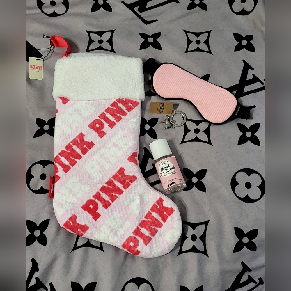 VS ❤️ PINK Stocking Bundle